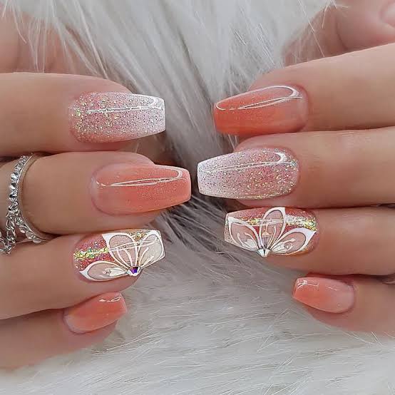 Press on nails
